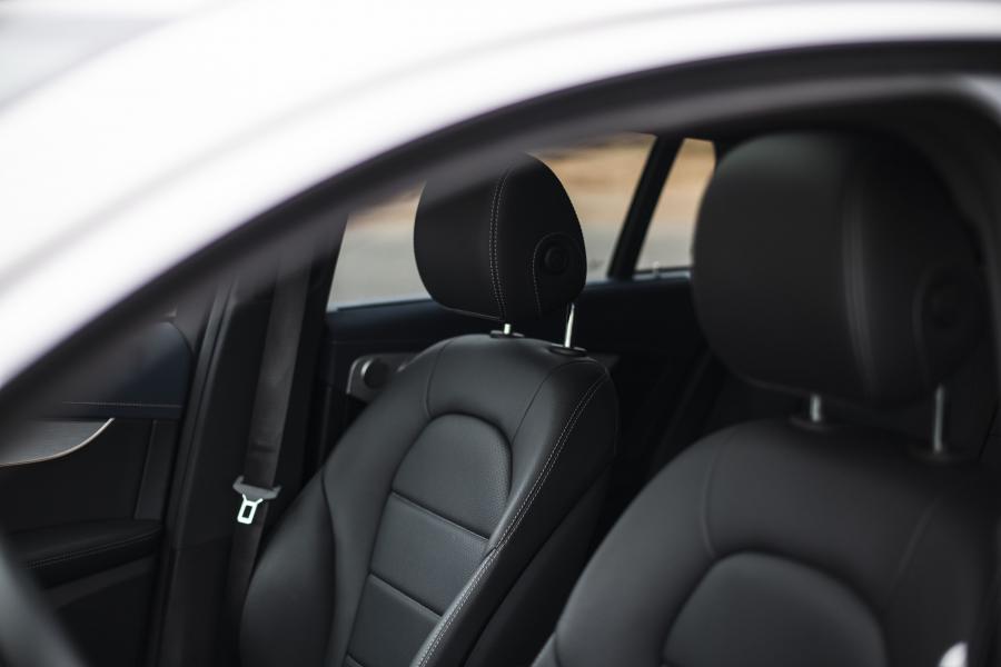 Детали интерьера Mercedes-Benz EQC400 4Matic (N293) 2019 года  (WW) (фото 174 из 202)
